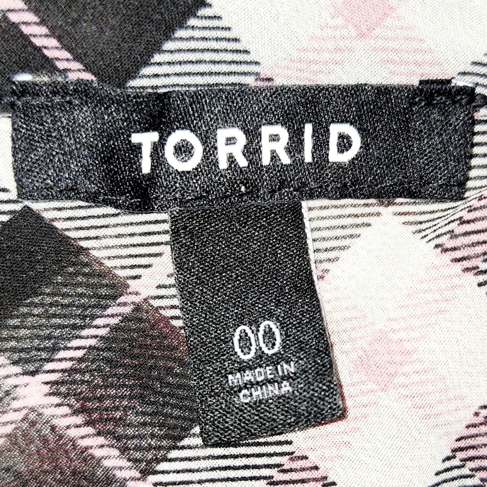 TORRID Shirt Kimono - Picture 2 of 5